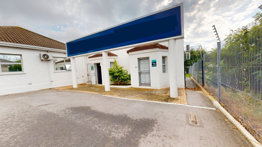 To Let commercial Property for Rent in Walmer Eastern Cape